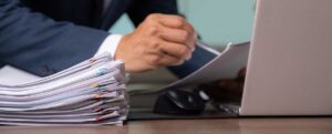 files-on-office-desk